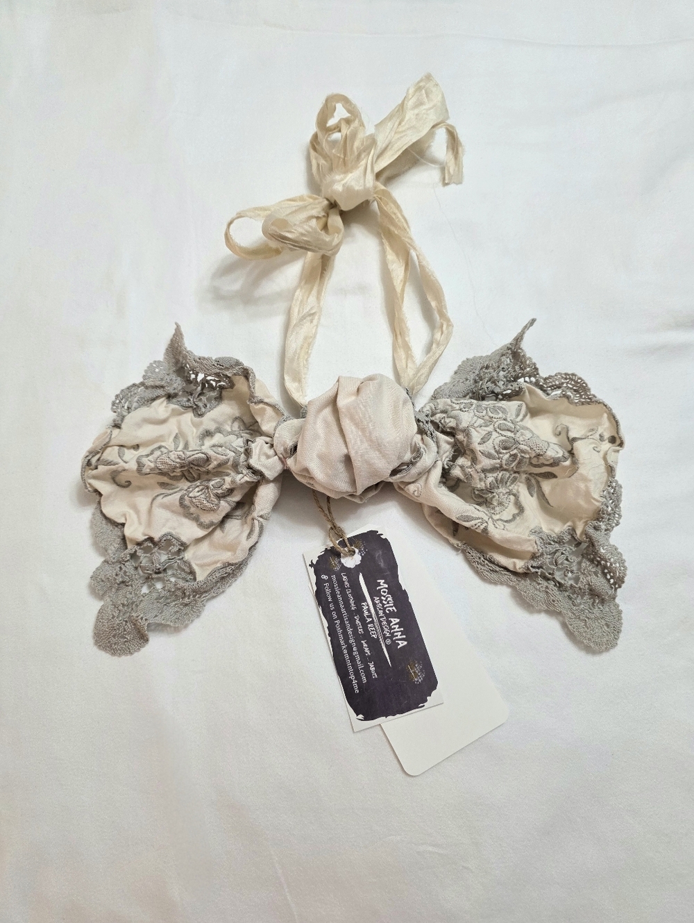 JABOT BOW🩷 MOSSIE ANNA ARTISAN DESIGN NWT
